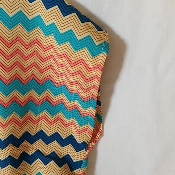 Indulge Hi-Low Lightweight Sleeveless Dress - Picture 4 of 9